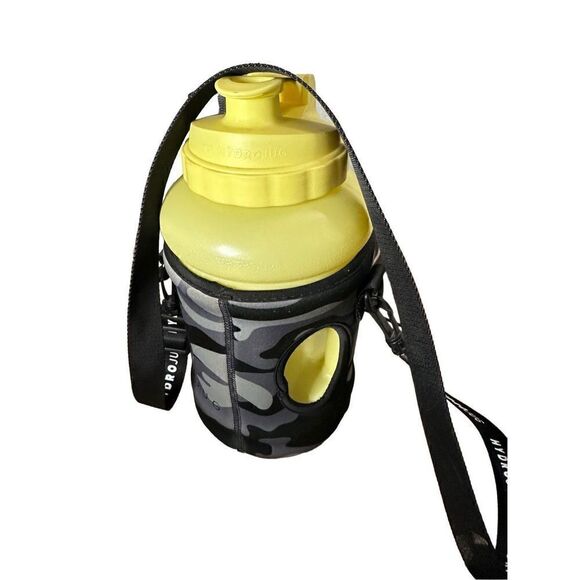 Hydro Jug Pro Jug with Camo Sleeve - Picture 1 of 3